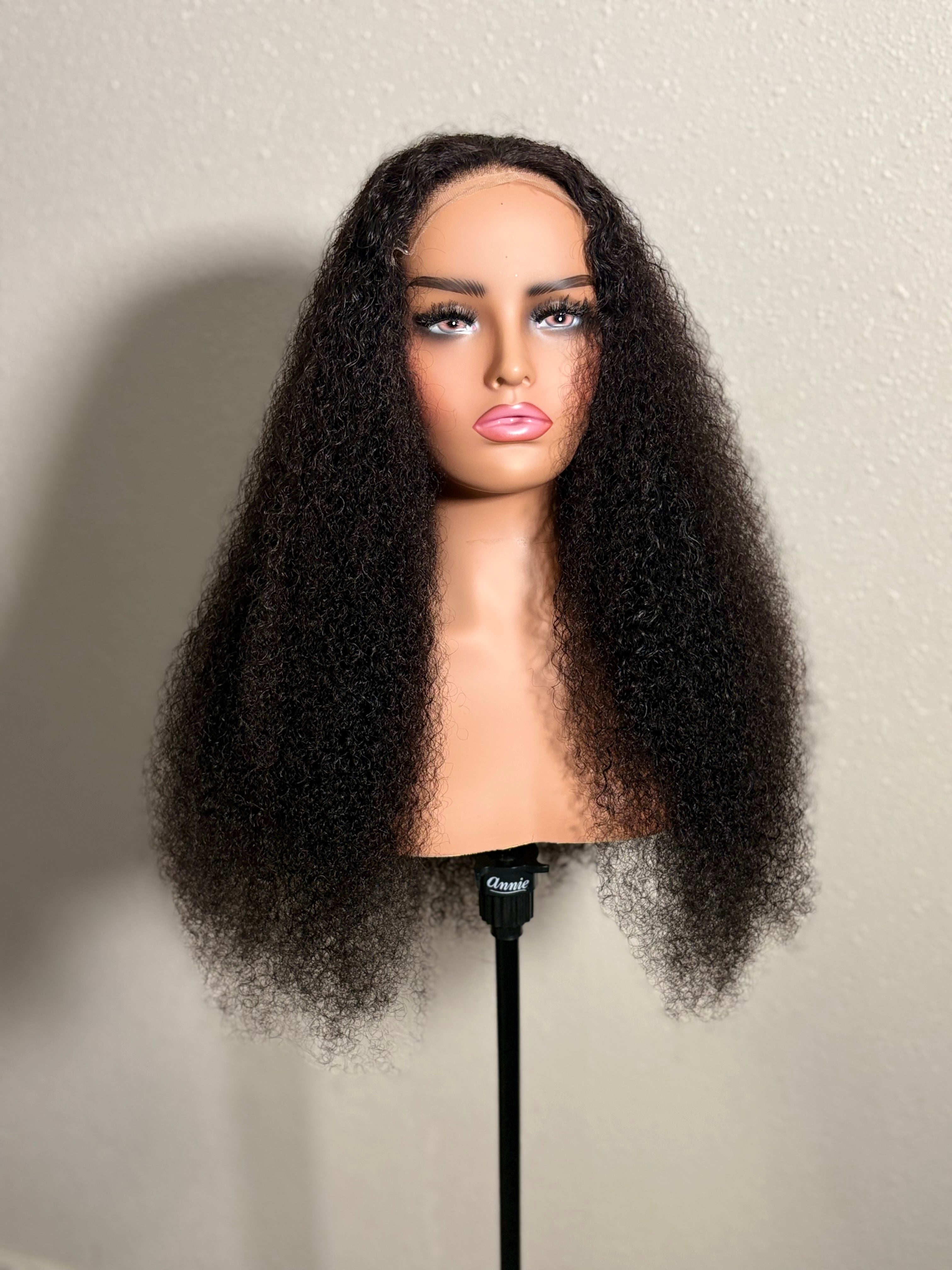 26” Burmese Curly HD Closure