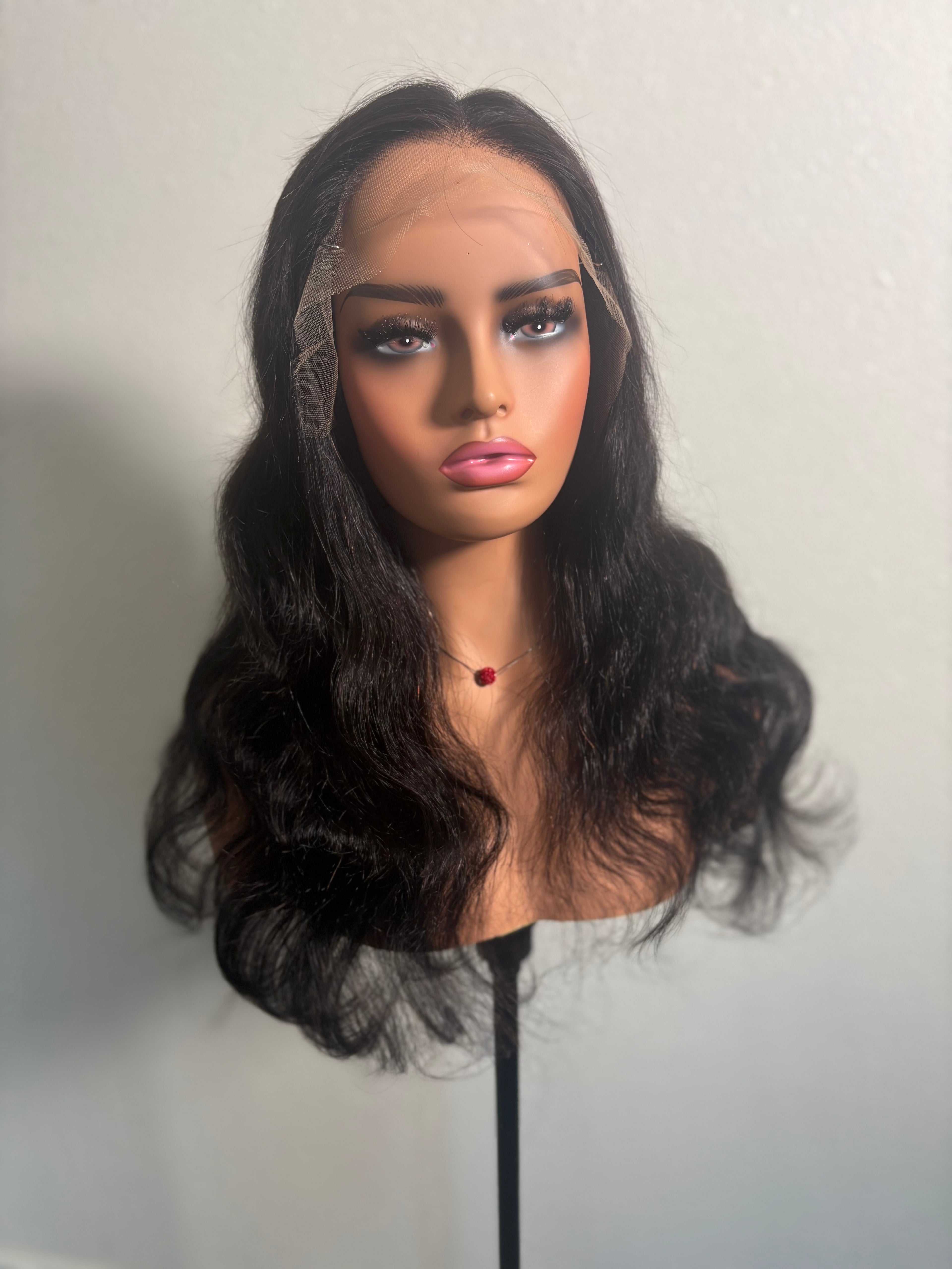 22” Body wave HD Frontal